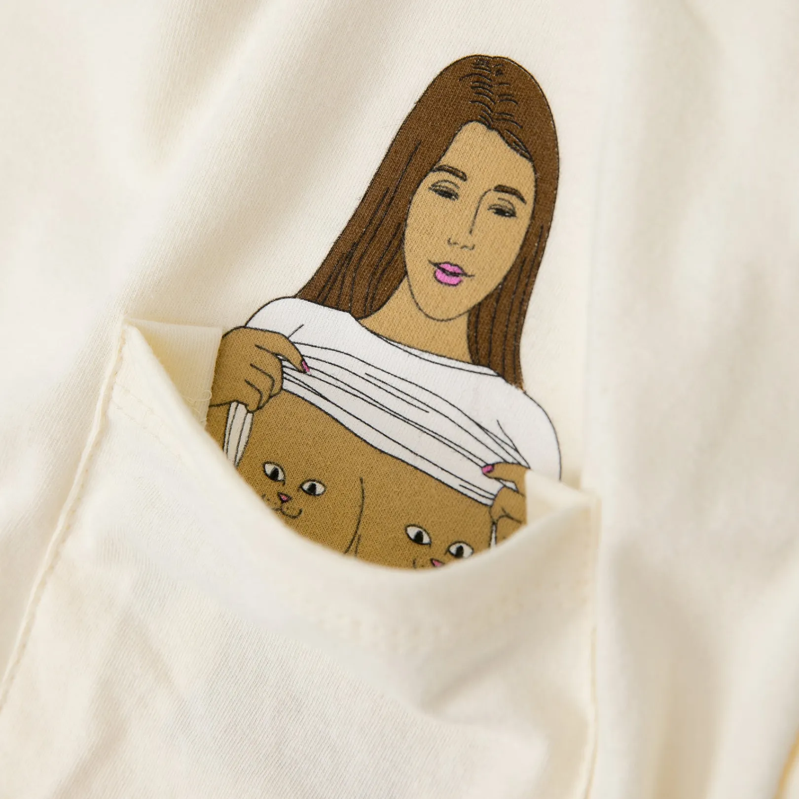 Flashing Kittys Pocket Tee (Natural)<Ripndip Shop