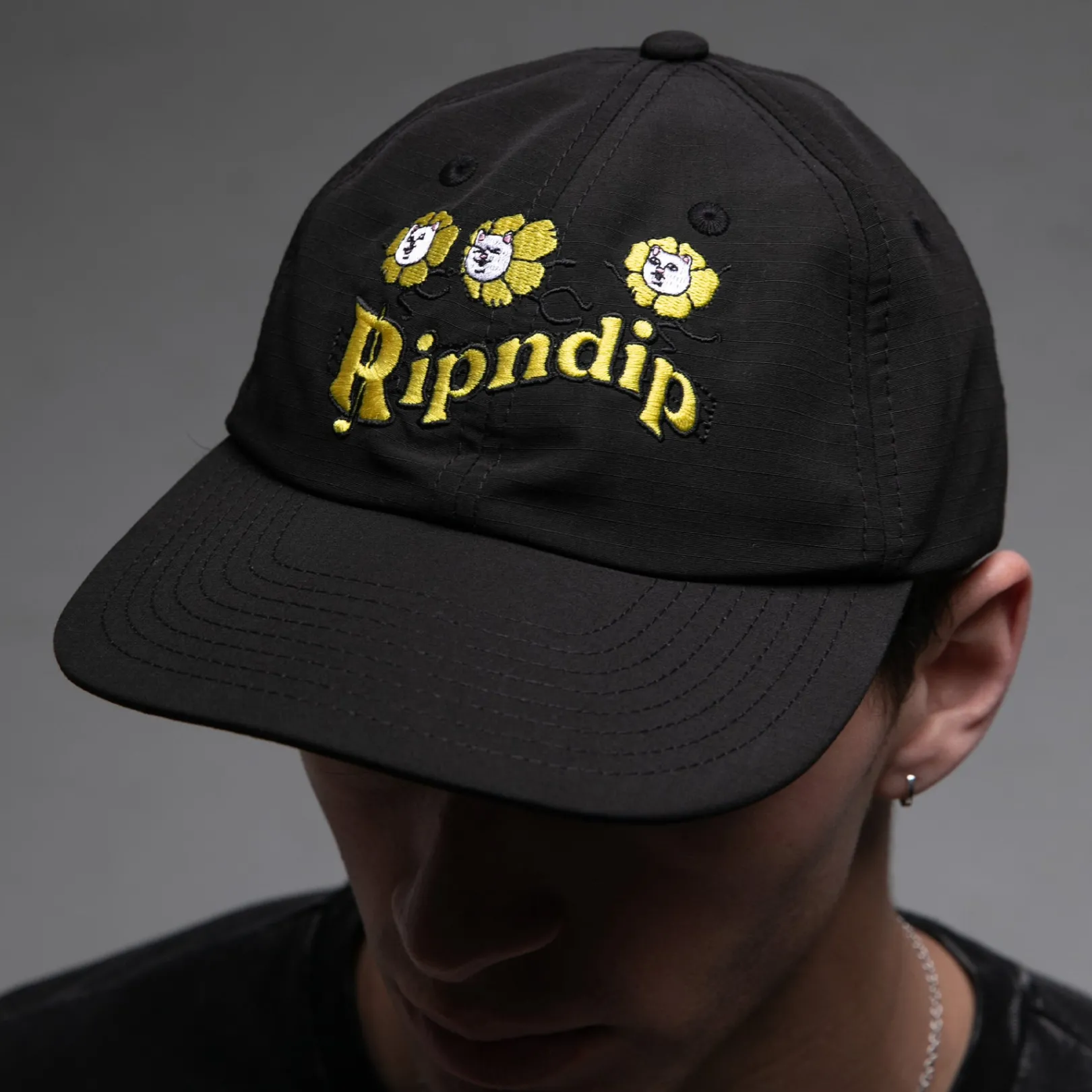 Funny Thing Strapback (Black)<Ripndip Cheap