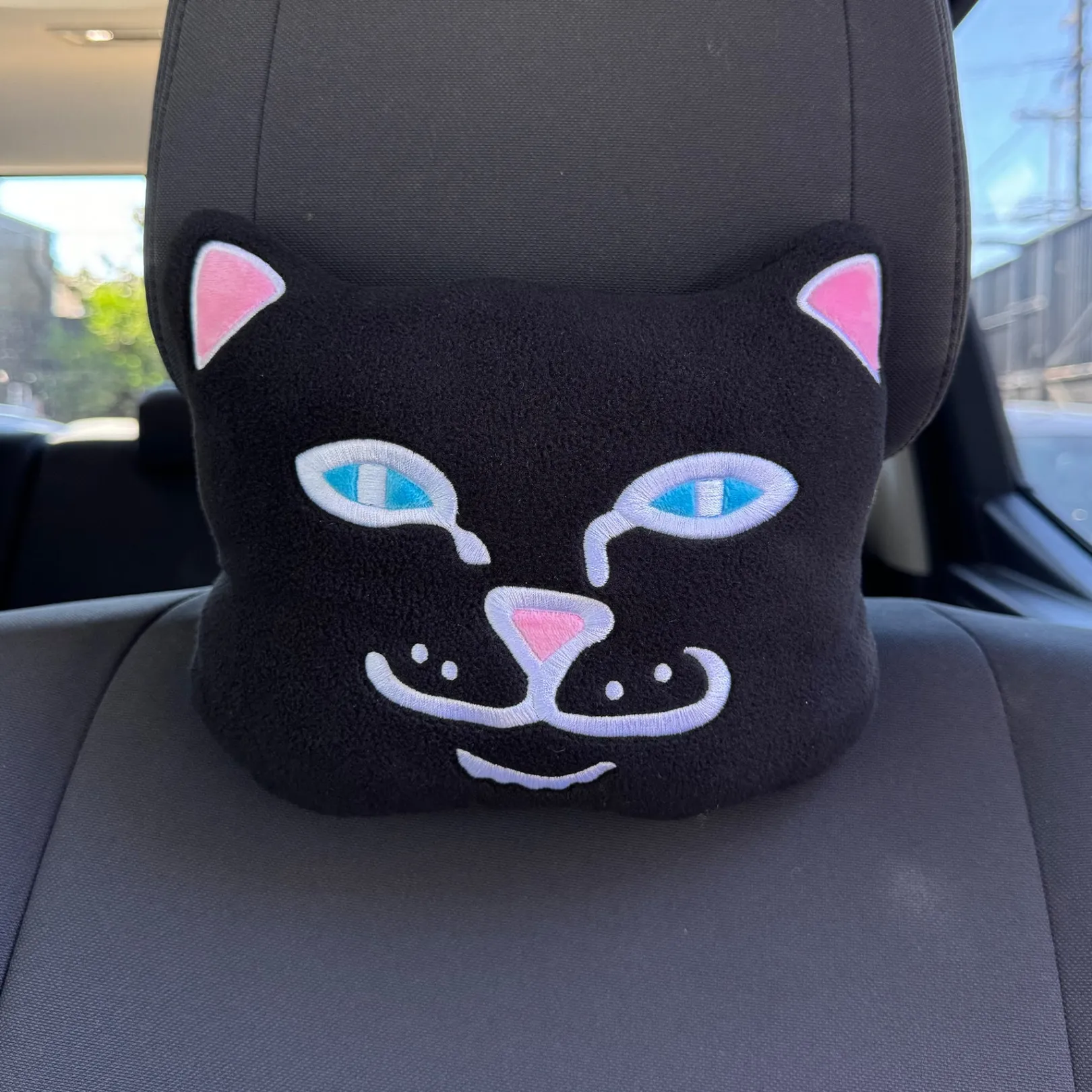 Lord Jermal Car Head Rest (Black)<Ripndip Fashion