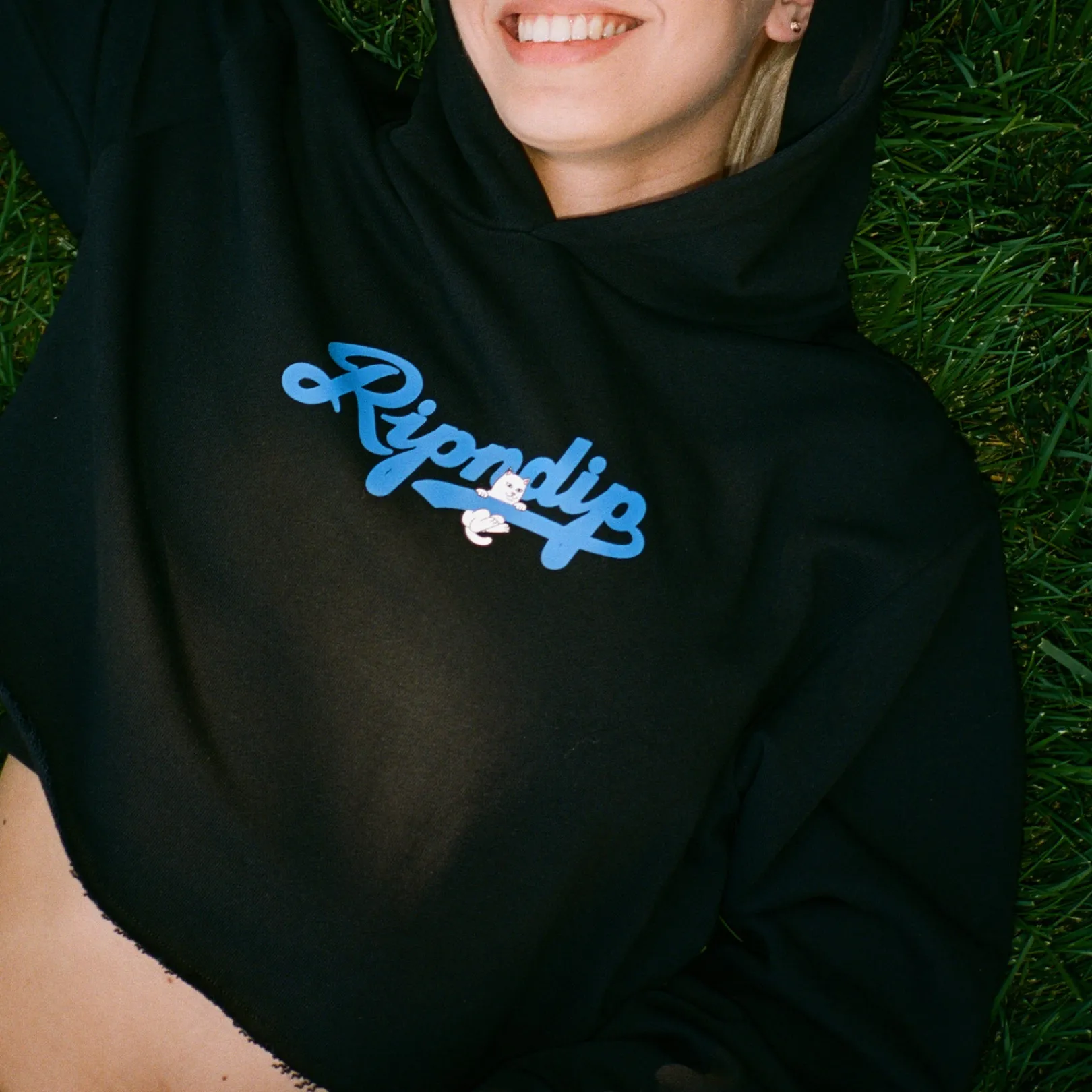 Los Cropped Hoodie (Black)<Ripndip Best