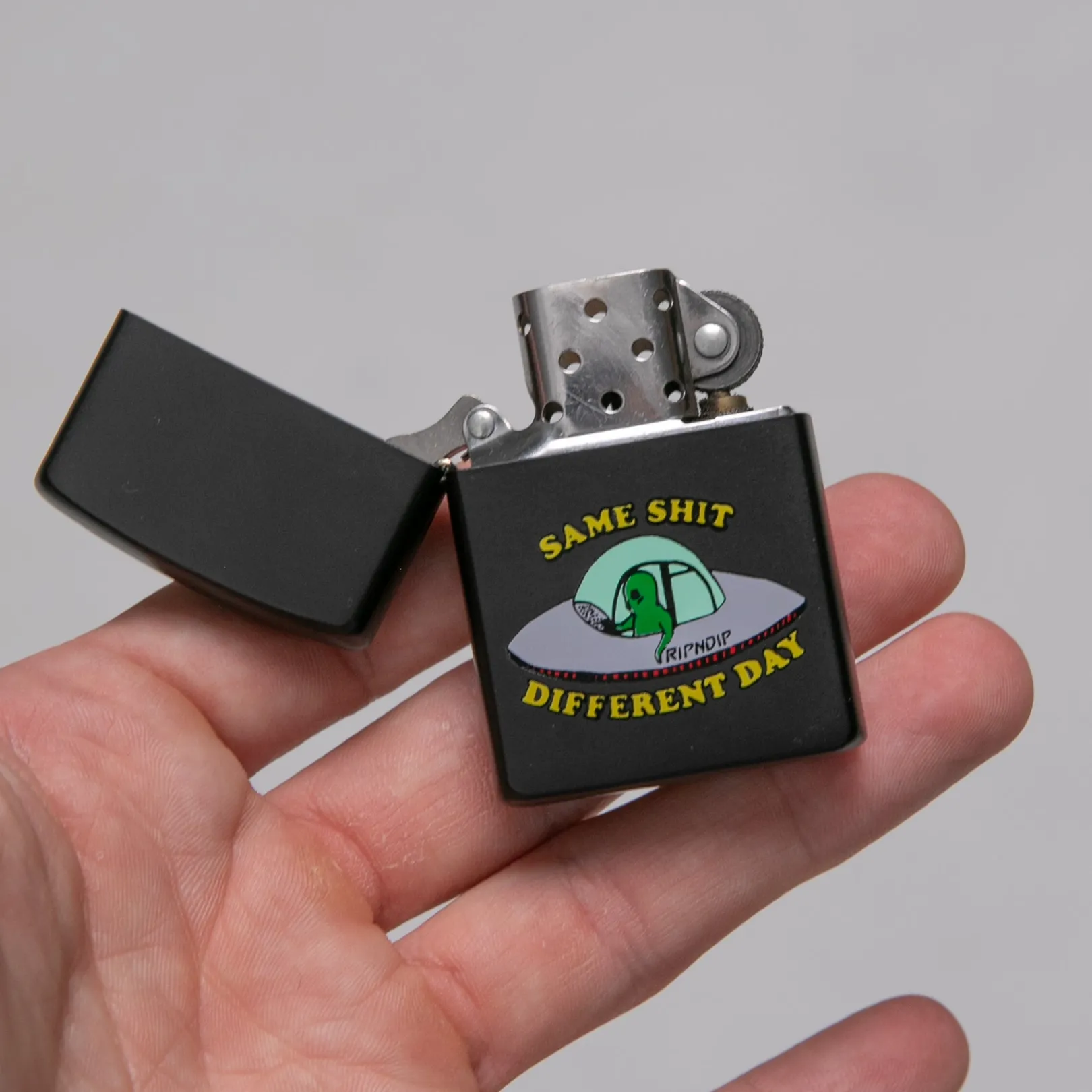 Same Shit Different Day Lighter (Black)<Ripndip Online