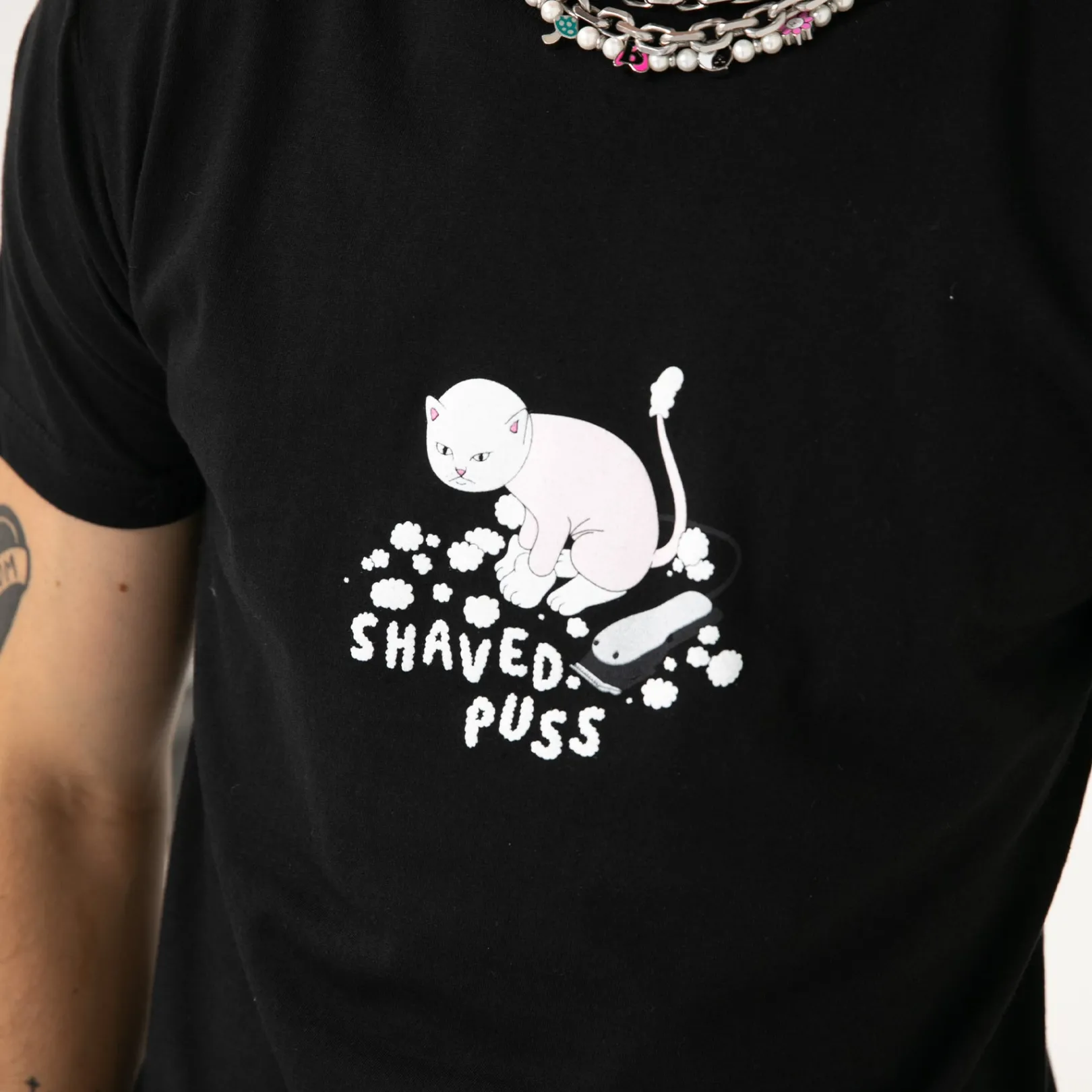 Shaved Puss Tee (Black)<Ripndip Cheap