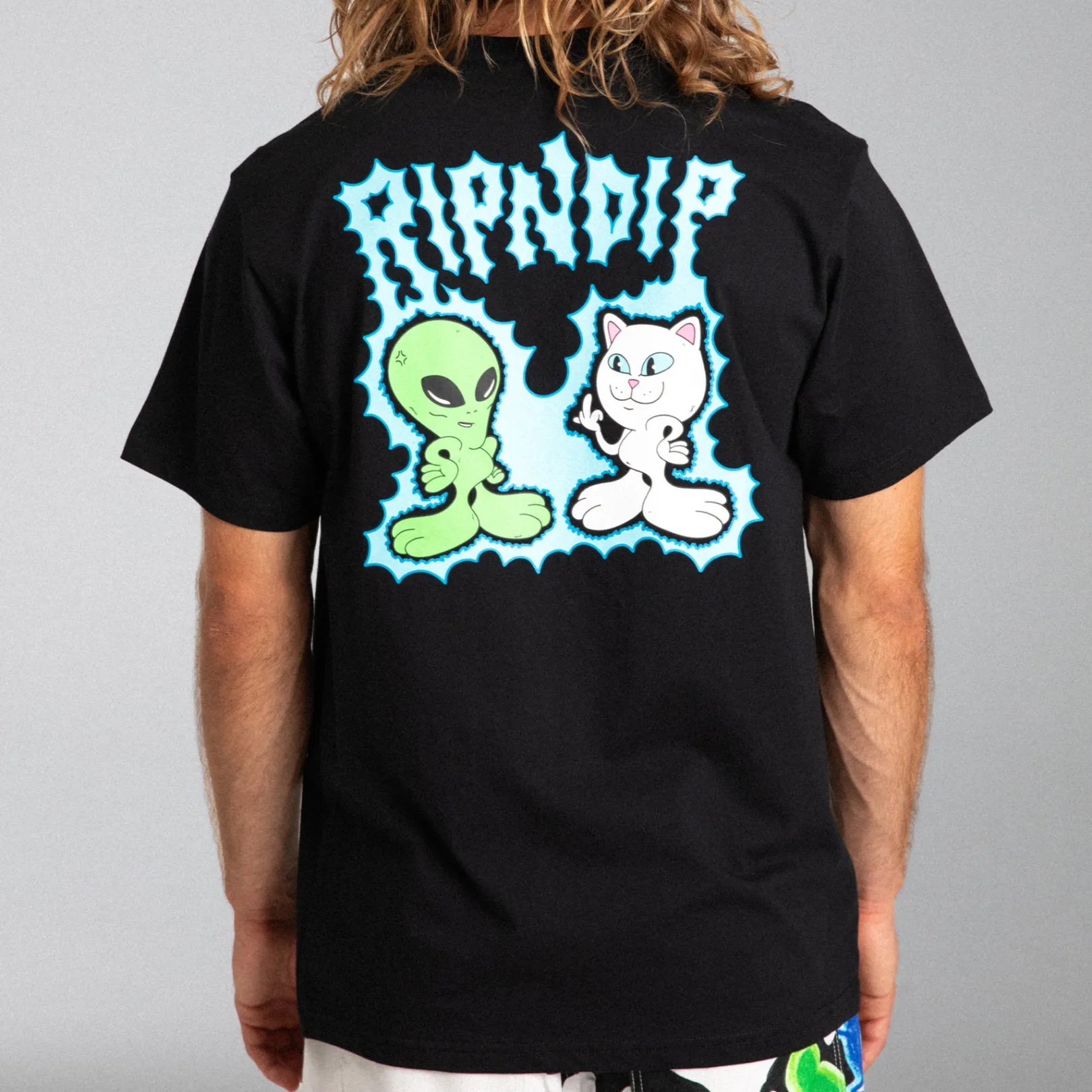 Shocking Tee (Black)<Ripndip Store