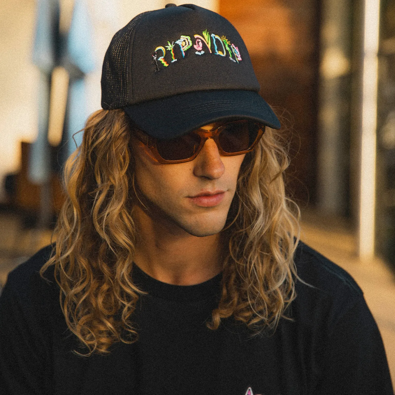 Venice Trucker Hat (Black)<Ripndip Best